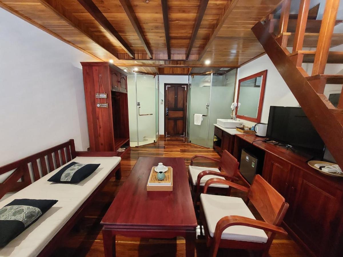 Wisdom Mystery Hotel Luang Prabang Luaran gambar