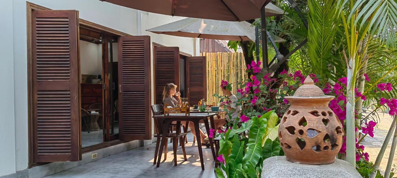 Wisdom Mystery Hotel Luang Prabang Luaran gambar