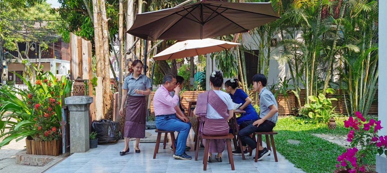 Wisdom Mystery Hotel Luang Prabang Luaran gambar