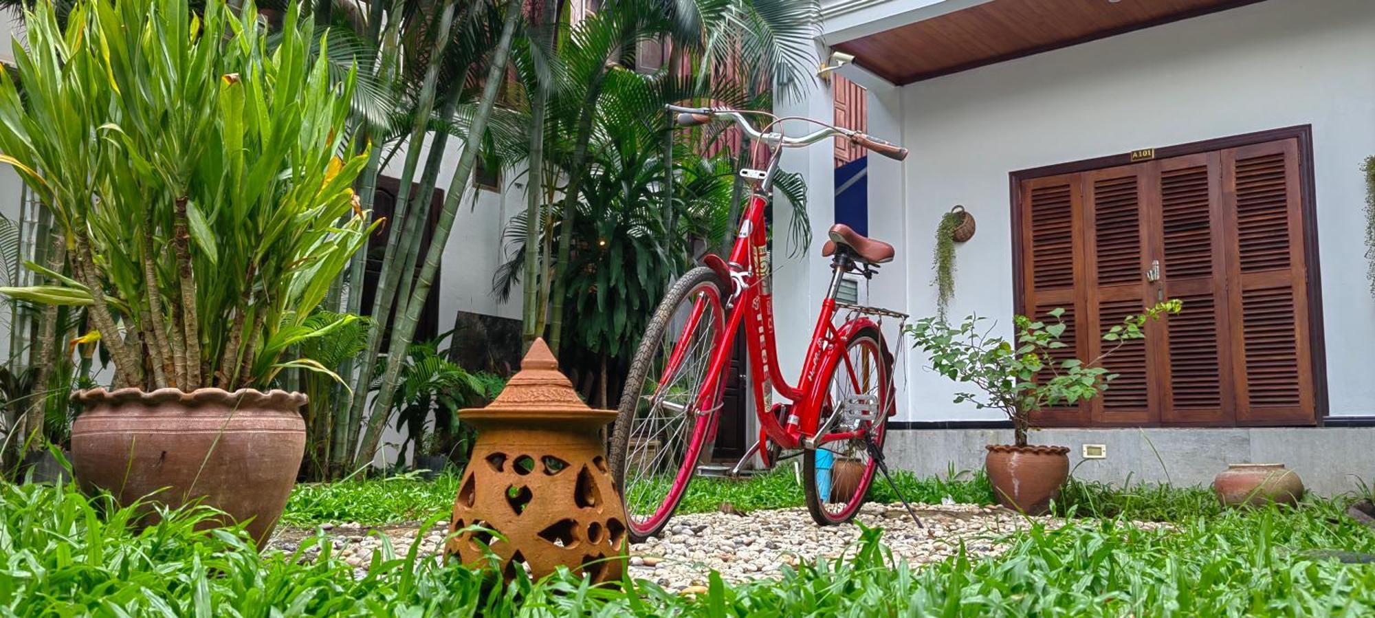 Wisdom Mystery Hotel Luang Prabang Luaran gambar