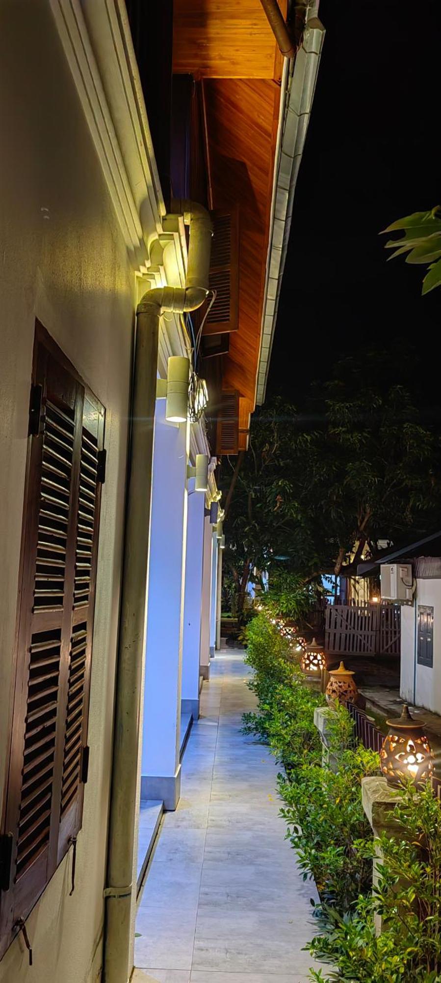 Wisdom Mystery Hotel Luang Prabang Luaran gambar