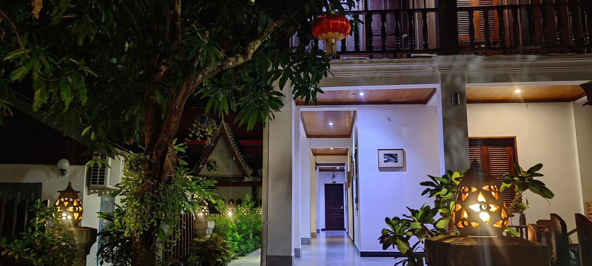 Wisdom Mystery Hotel Luang Prabang Luaran gambar
