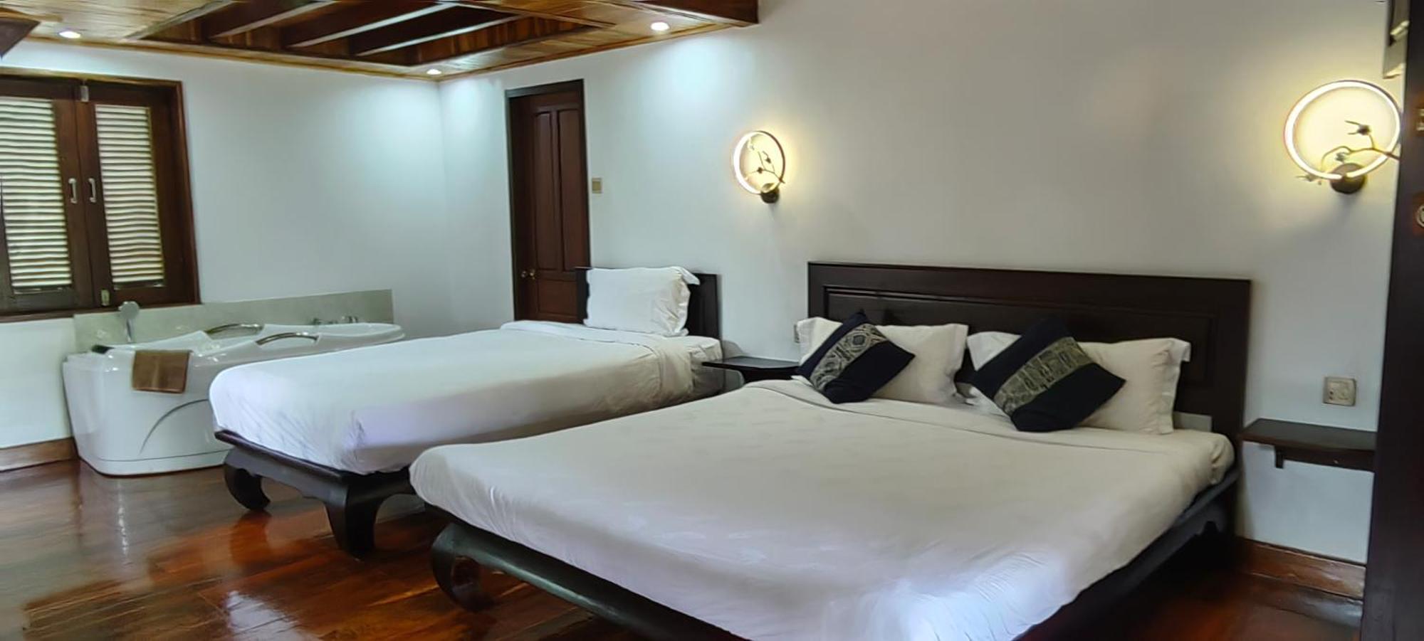 Wisdom Mystery Hotel Luang Prabang Luaran gambar