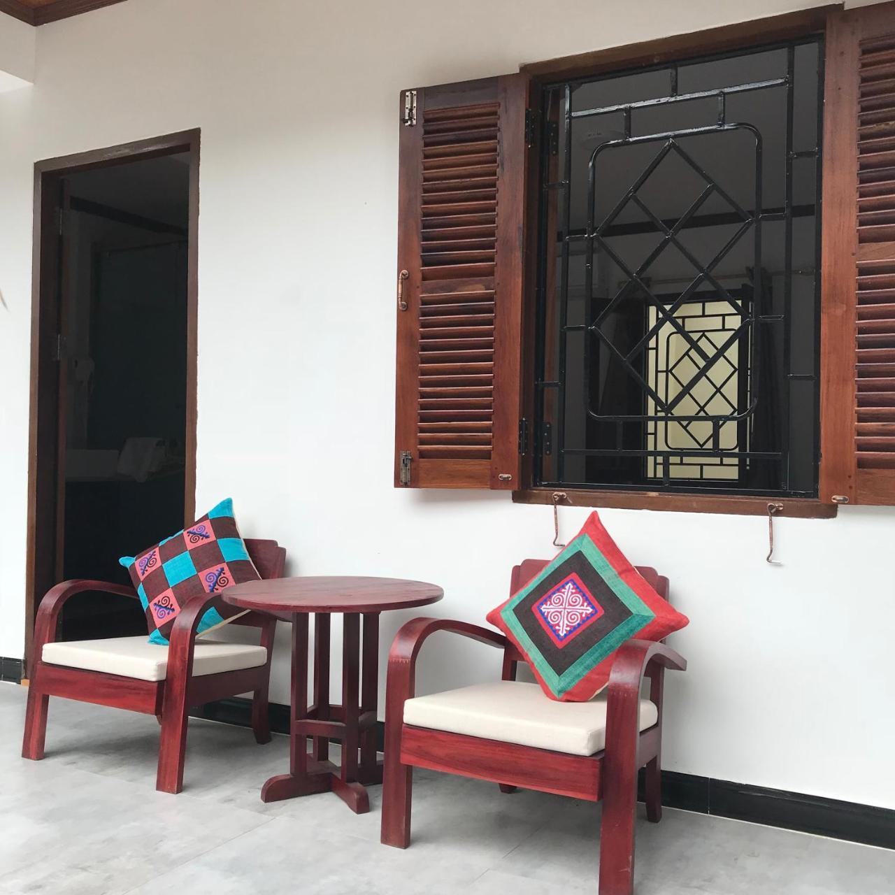 Wisdom Mystery Hotel Luang Prabang Luaran gambar