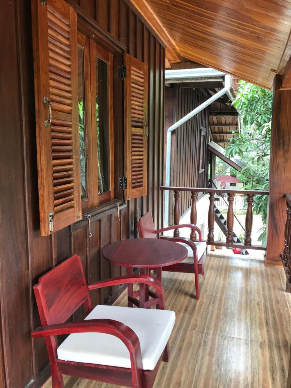 Wisdom Mystery Hotel Luang Prabang Luaran gambar