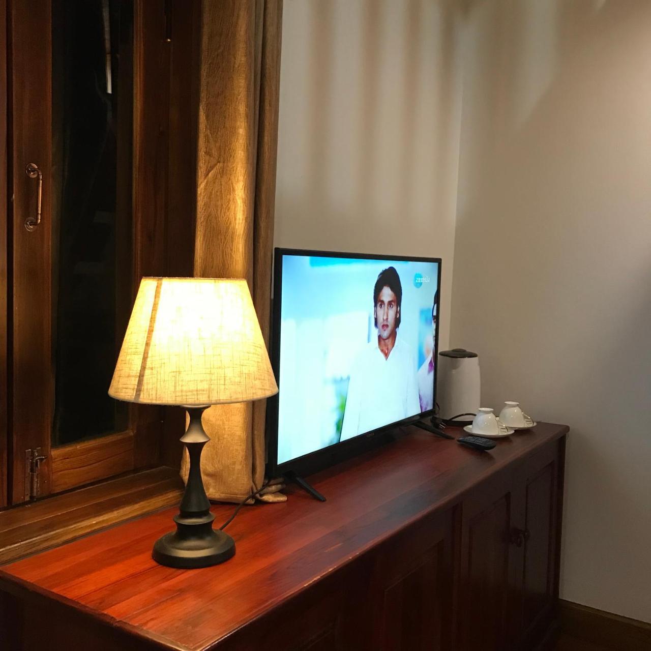 Wisdom Mystery Hotel Luang Prabang Luaran gambar
