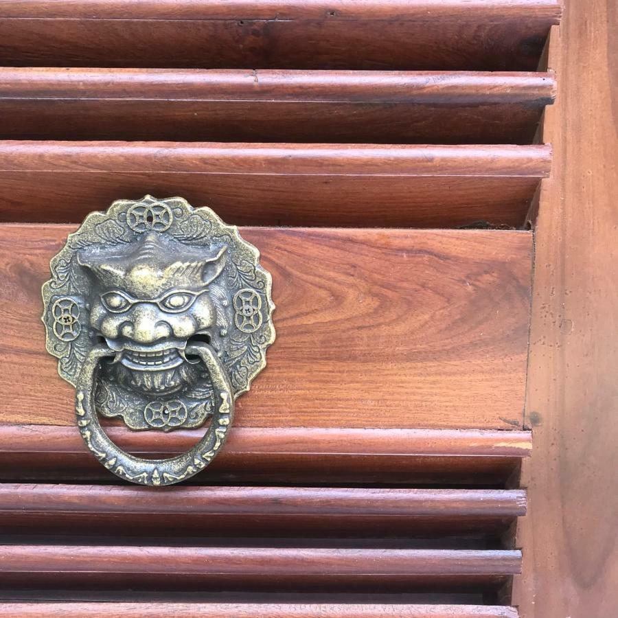 Wisdom Mystery Hotel Luang Prabang Luaran gambar